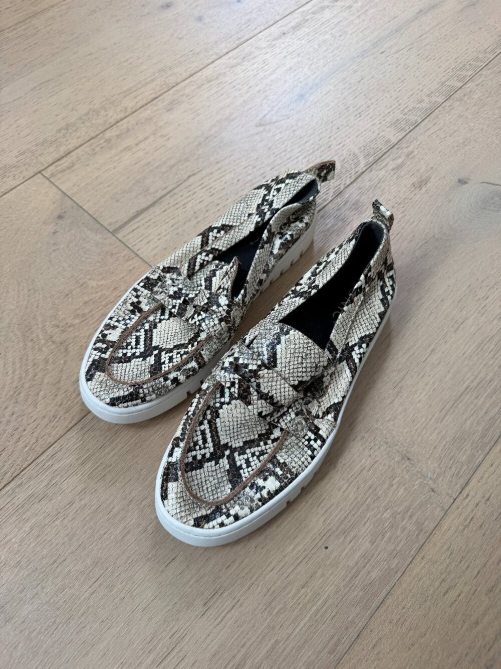 Vionic Uptown Loafer in Snake Print